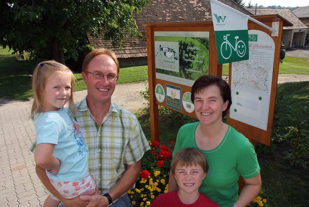 Weinbauernhof Vier Jahreszeiten Staatz Kültér fotó